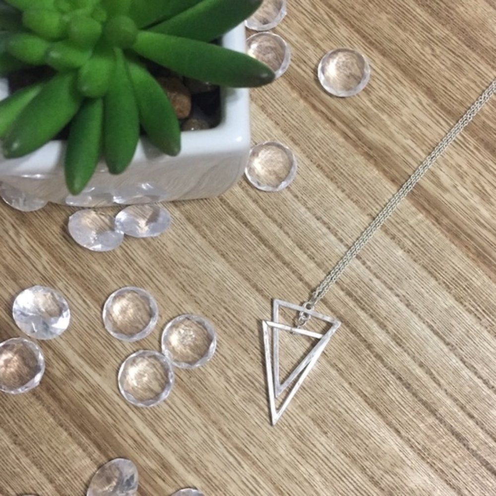 Silver Interlocking Triangle Pendant Necklace